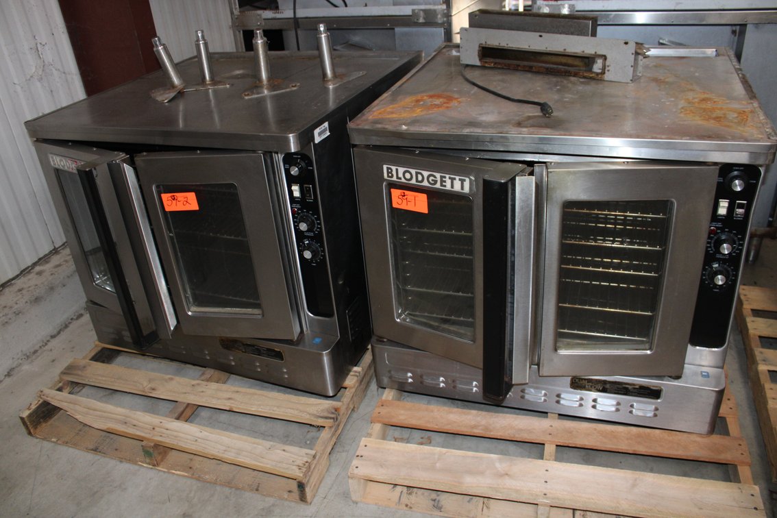 Double Blodgett Convection Oven