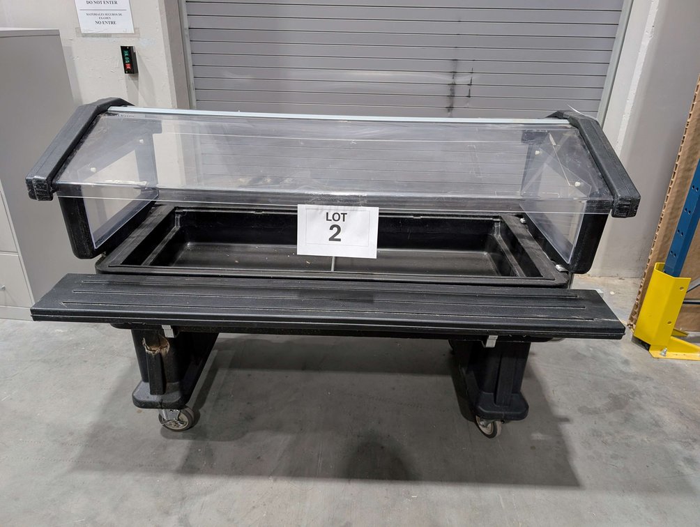Cambro Salad Bar with Sneeze Guard