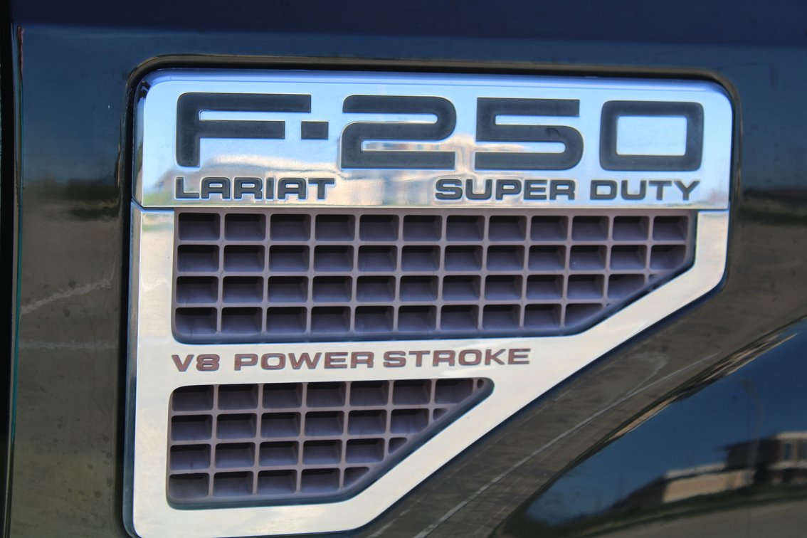 Image for 2010 Ford F250 Lariat Super Duty 4x4 Crew Cab Pickup (Seller: Lemons Auctioneers Company Truck) - Tomball, TX 77377
