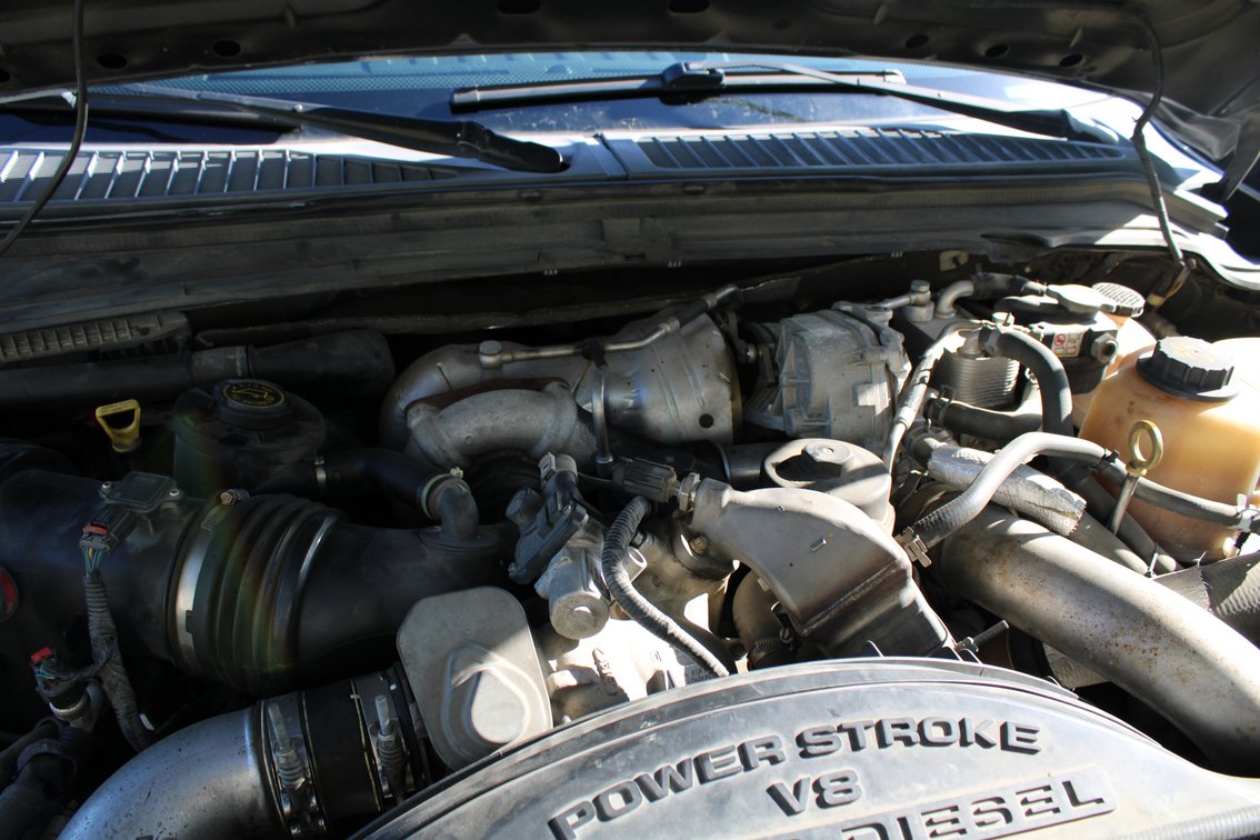Image for 2010 Ford F250 Lariat Super Duty 4x4 Crew Cab Pickup (Seller: Lemons Auctioneers Company Truck) - Tomball, TX 77377