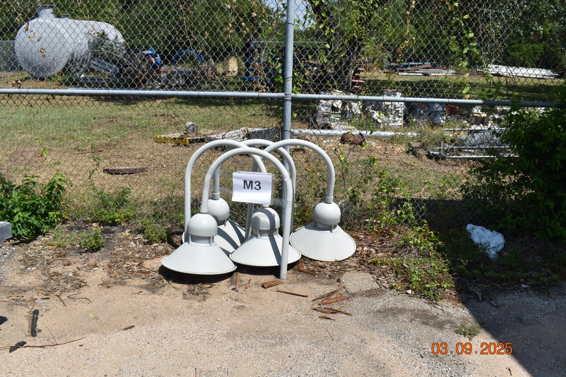 Outdoor Commecial Lights