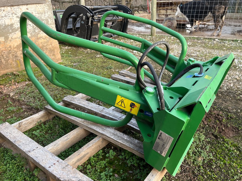 McHale R5 Bale Squeeze 