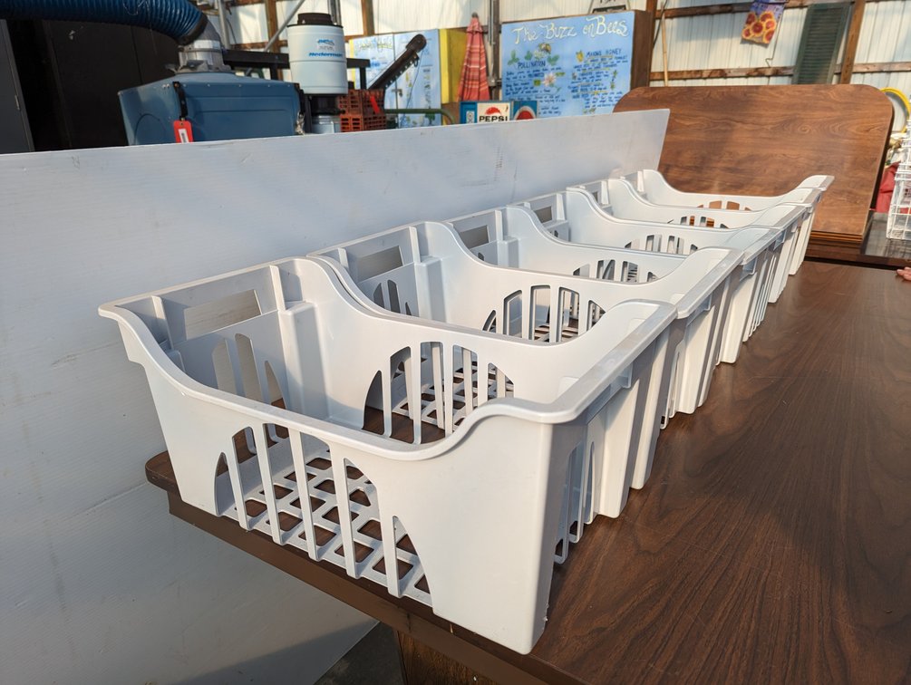 6 Plastic Freezer Baskets