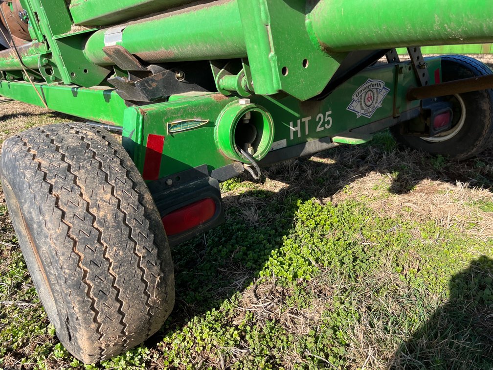 Unverferth HT 25 Header Cart