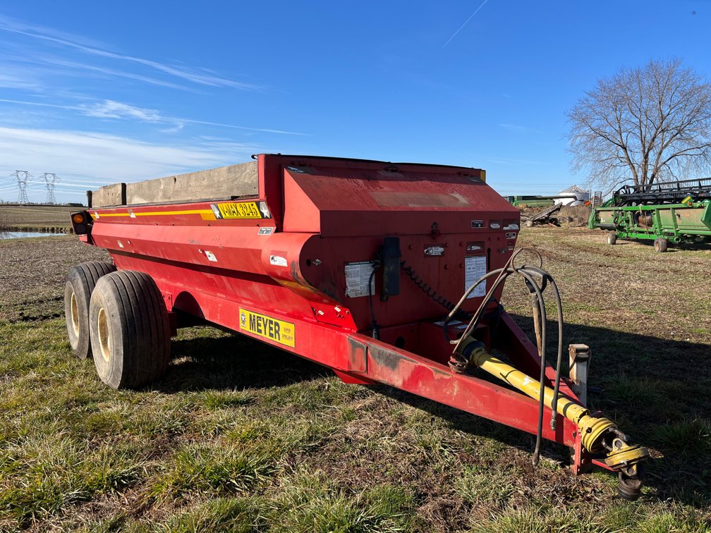 Meyer V-Max 3245 Super Spreader