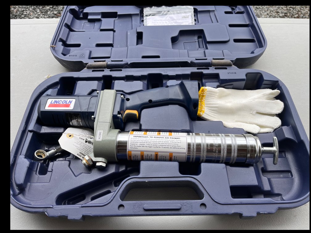 Lincoln Grease Gun