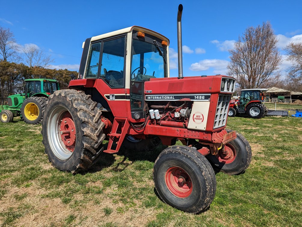 International 986 Tractor W/1486 Upgrades