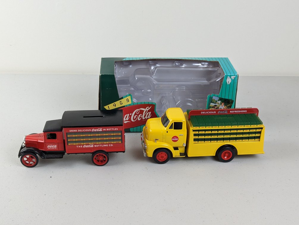 (2) Ertl Coca-Cola Bank Trucks