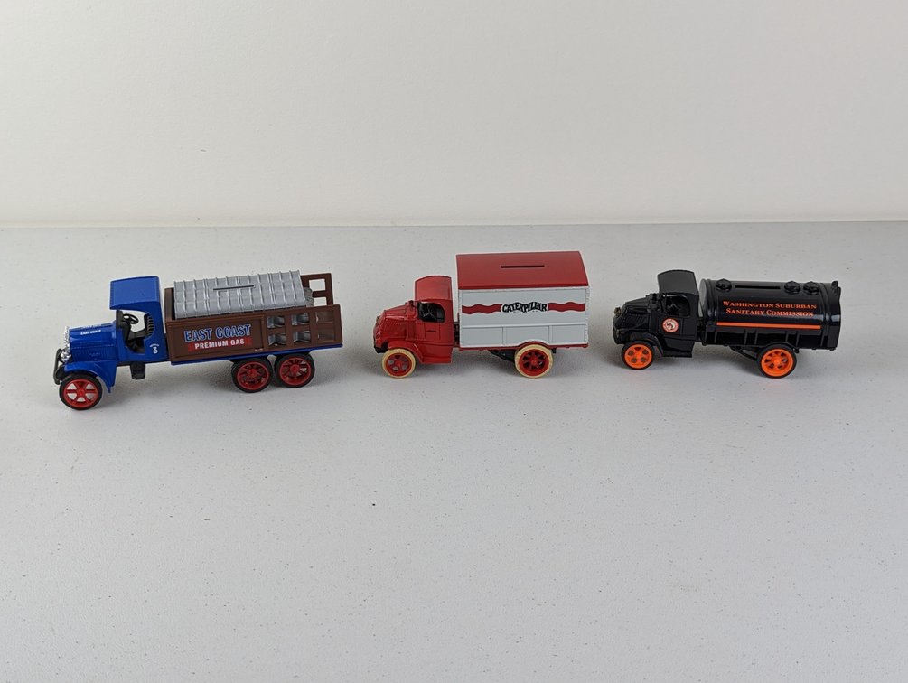 (3) Ertl Bank Trucks