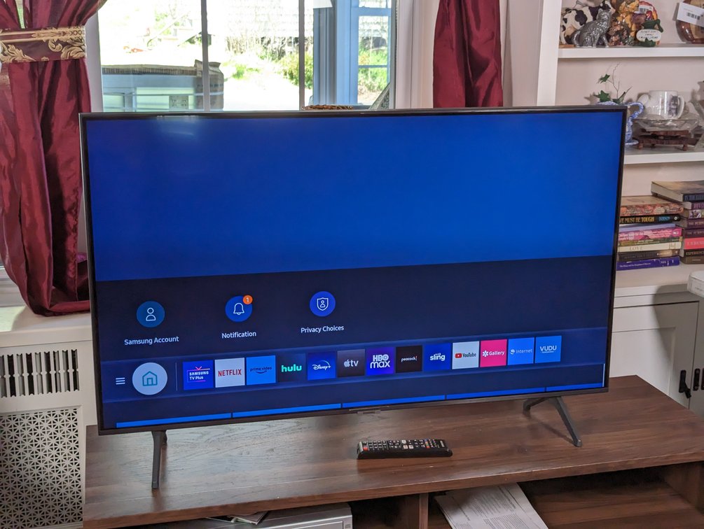 Samsung 43" Smart TV
