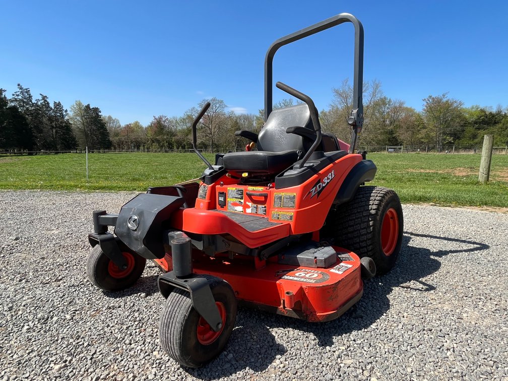 Kubota ZD331 Zero Turn Mower