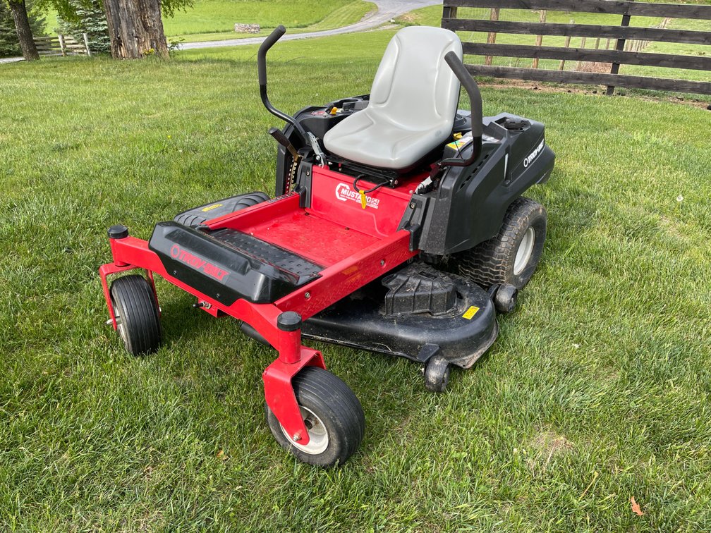 Troy-Bilt Mustang Zero Turn Mower 