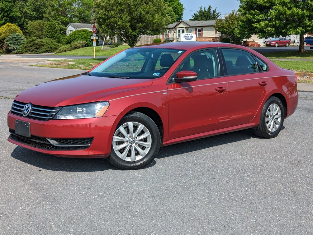 2015 Volkswagen Passat Wolfsburg Edition