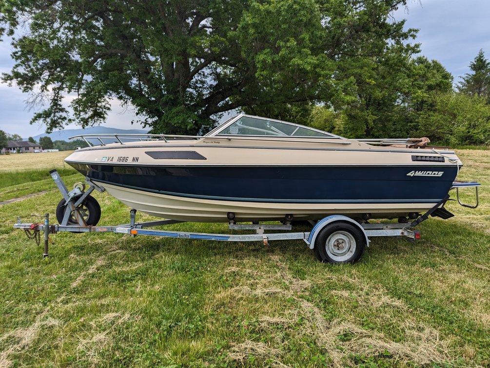 1986 4 Winns Horizon 196 Cuddy Boat With Load RiteTrailer