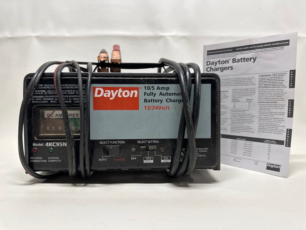 Dayton 10/5 Amp Fully Automatic Battery Charge
