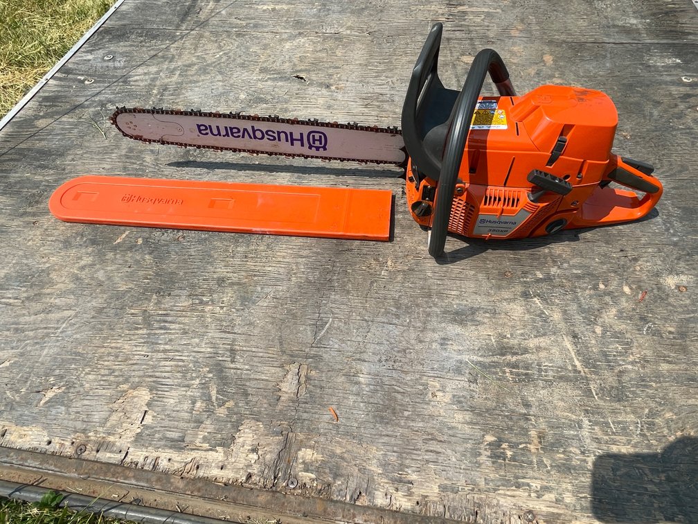 Husqvarna 390XP Chainsaw 