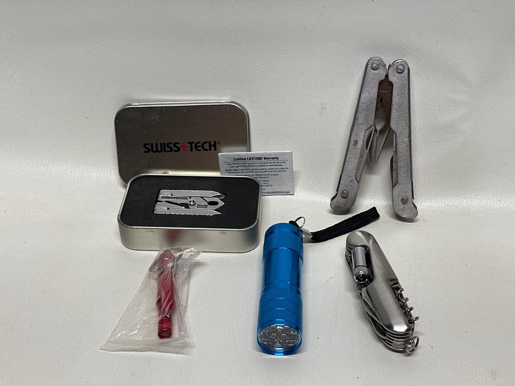 (5) Pocket Multi Tools
