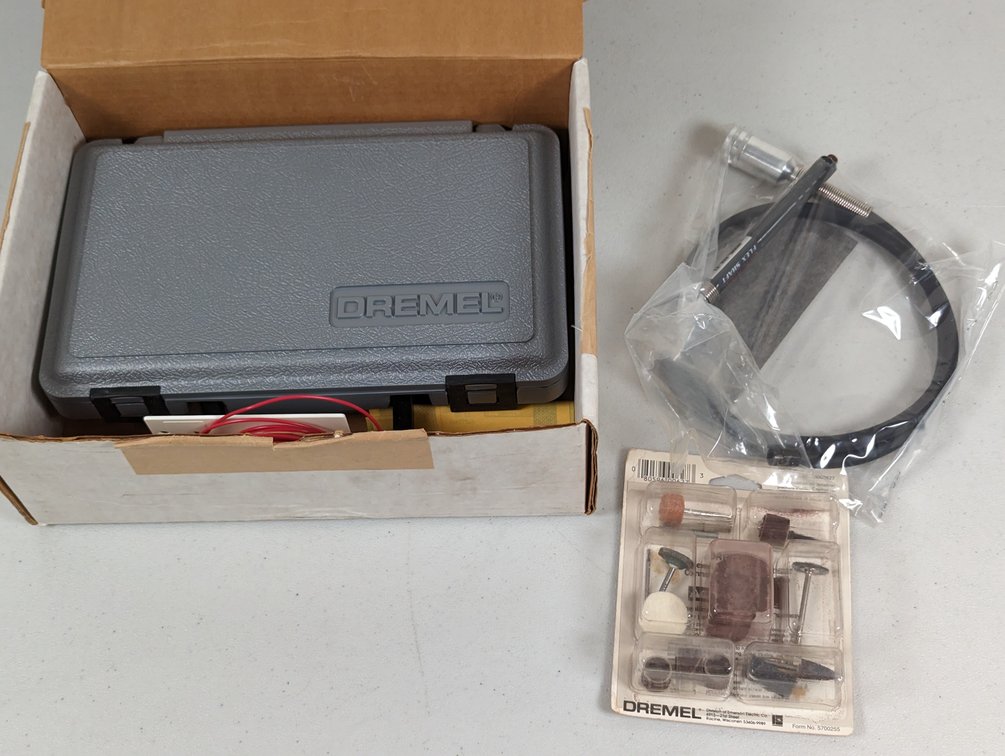 Dremel Tool And Accessories 