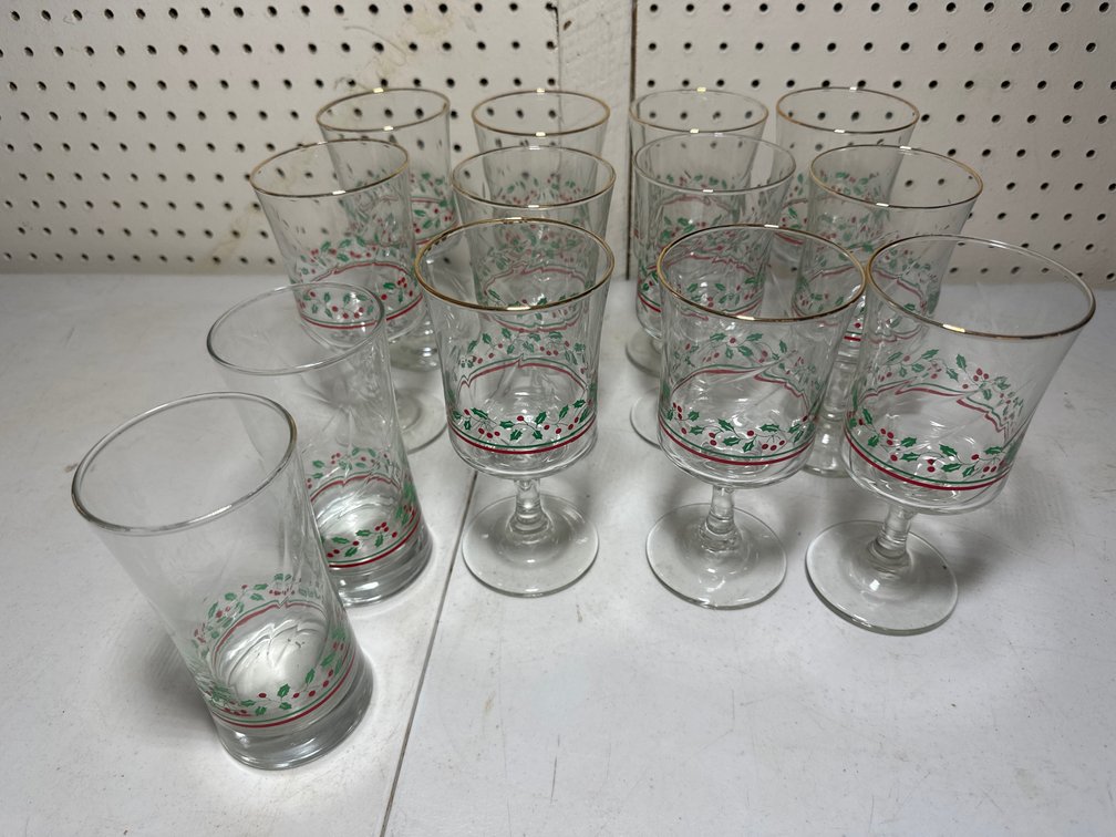 Arby's 1987 Holly Christmas Collection Stemware and Tumblers 
