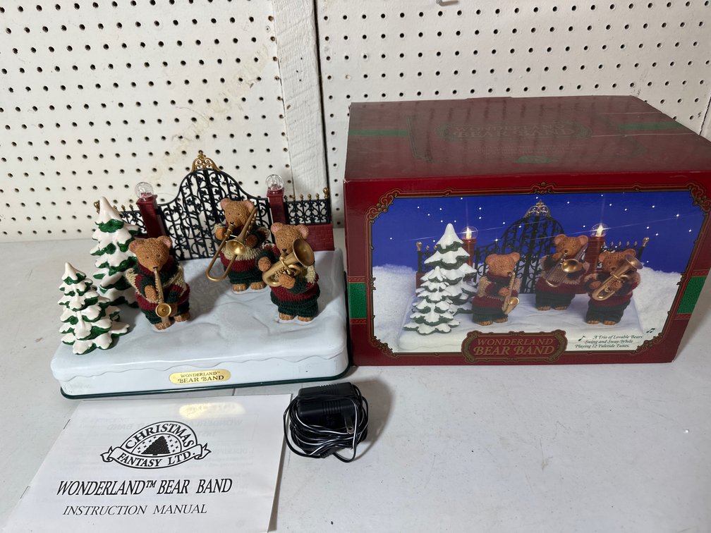 Christmas Fantasy Wonderland Bear Band 