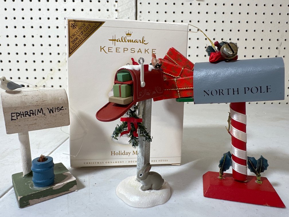 Hallmark Keepsake Holiday Mail Mailbox Miniatures Set 