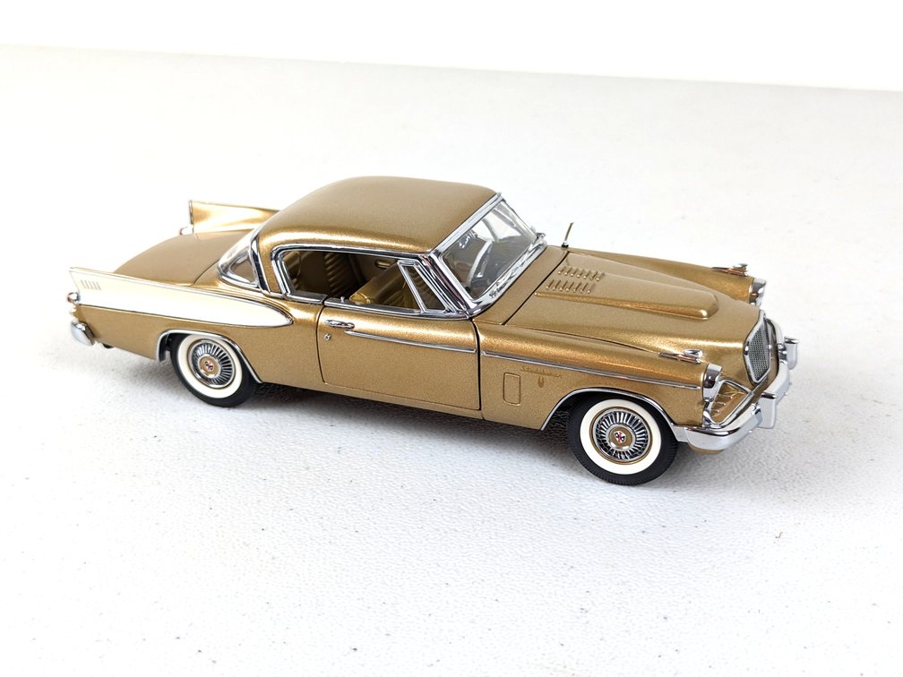 1957 Studebaker Golden Hawk