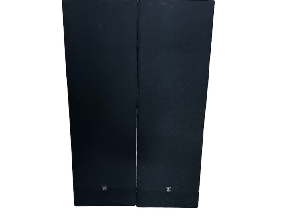 Speaker Pair Model No. 11-5020B Impedance 8 Ohms Serial NO 227621373
