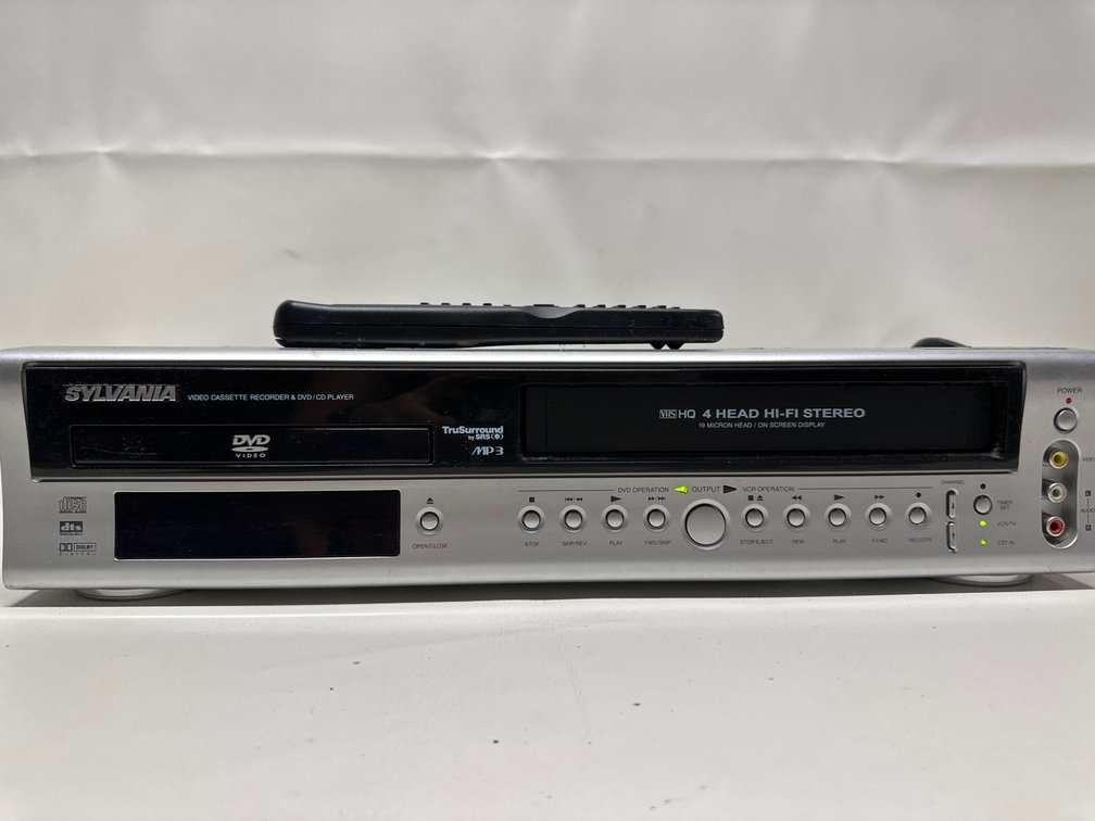 Sylvania Video Cassette Recorder  Dvd/cd Player Dvd
