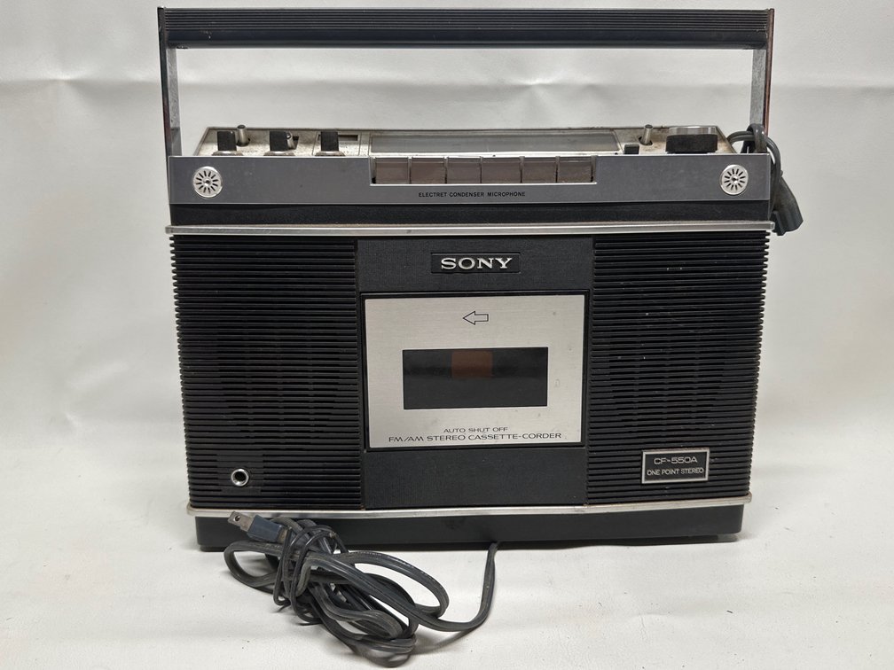 Sony - CF-550A - Cassette deck, Portable radio