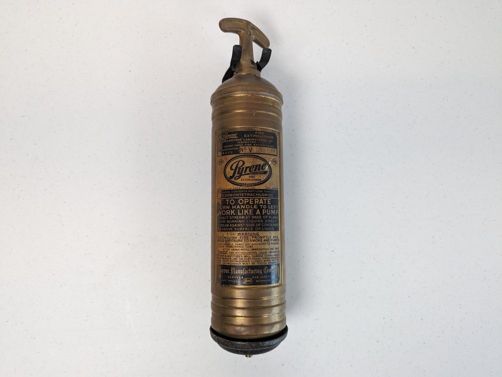 Pyrene Manufacturing Quart Hand Fire Extinguisher 