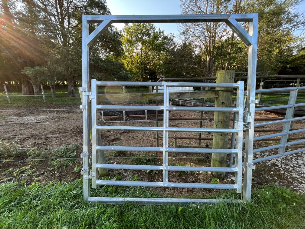 C & W Galvanized Alley Gate, 7’