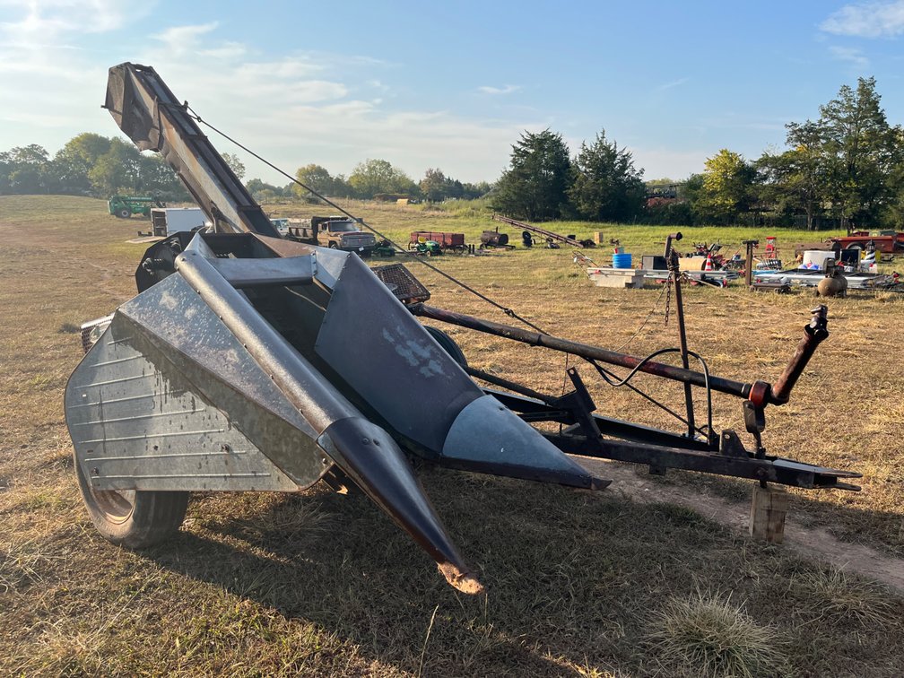 New Idea 323 Corn Picker