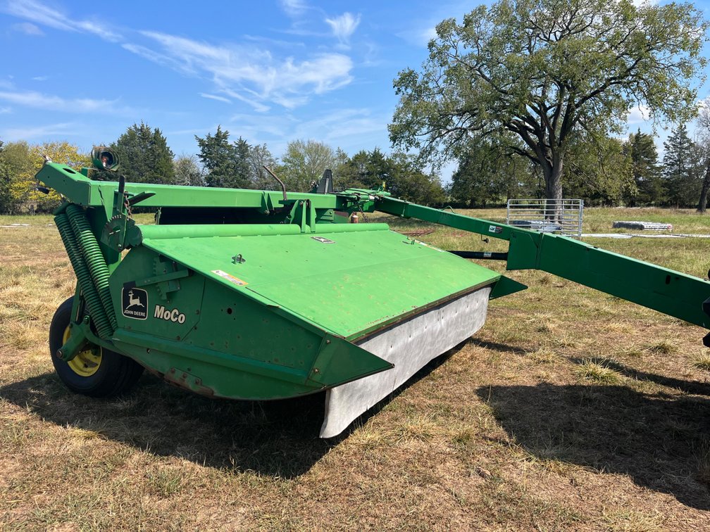 John Deere 930 Moco Disc Cutter 