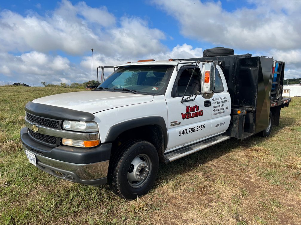 2001 Chevrolet Silverado 3500HD Complete Welding Service Truck