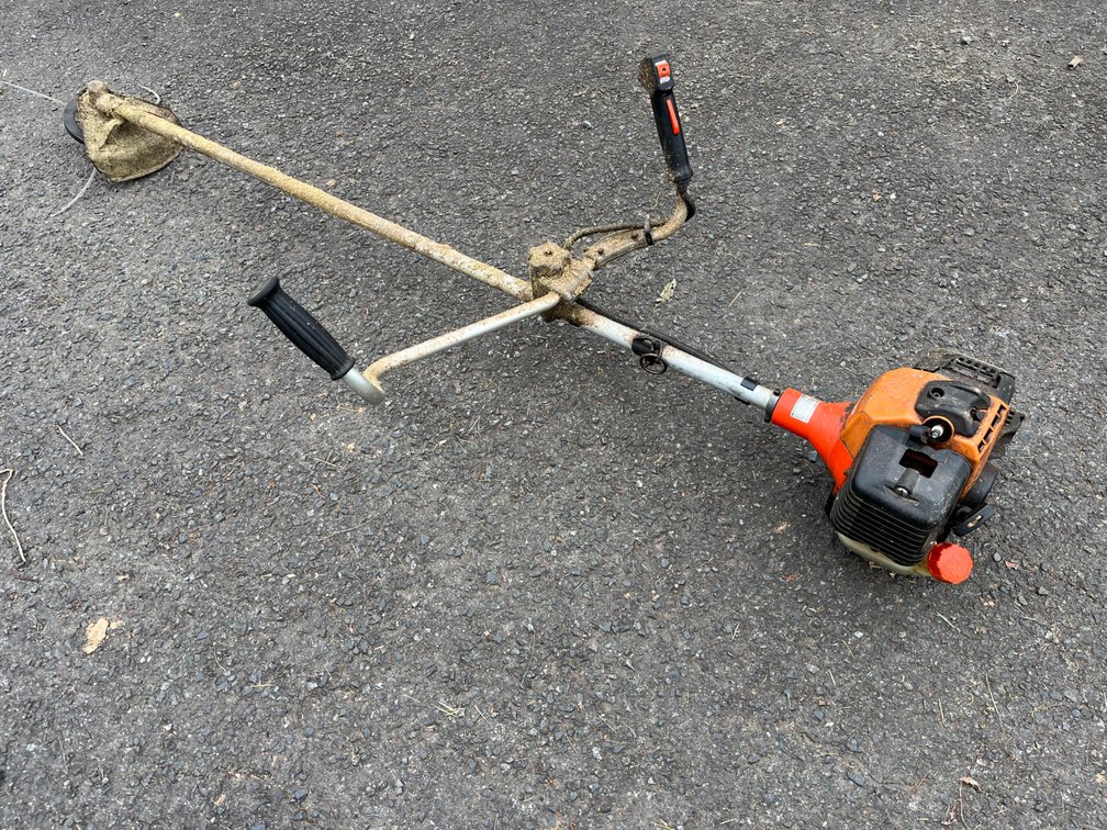 Echo SRM-410U Trimmer 