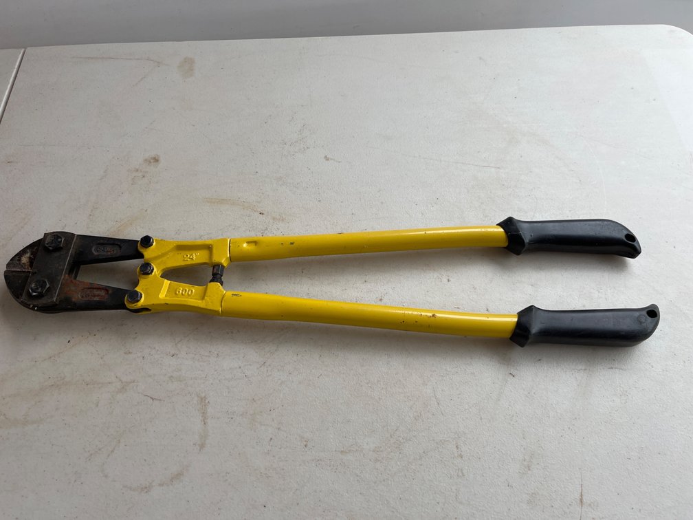 Workforce 24” Bolt Cutter