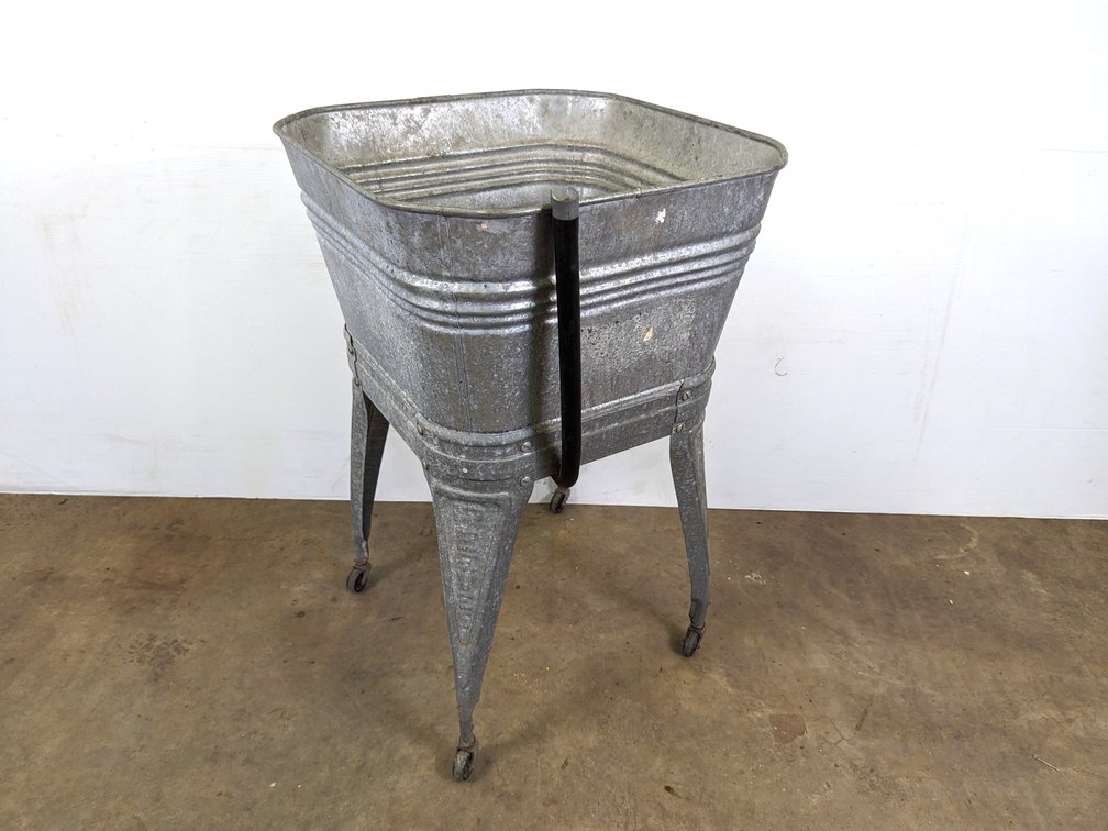Reeves Galvanized Wash Tub