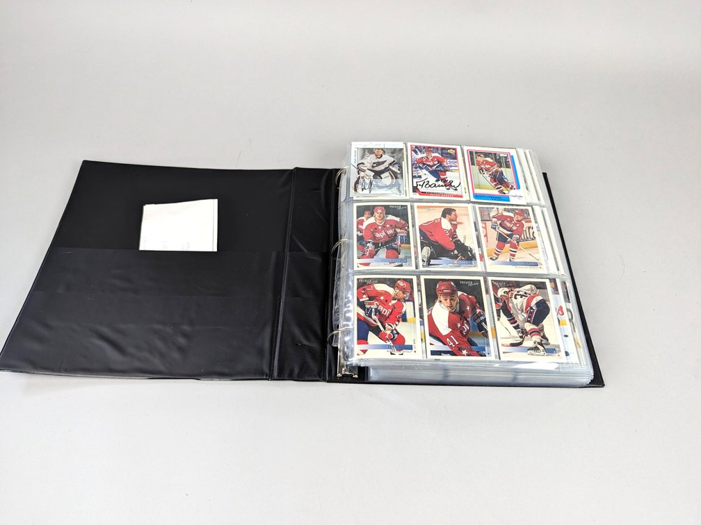 Washington Capitals Hockey Players Cards Album