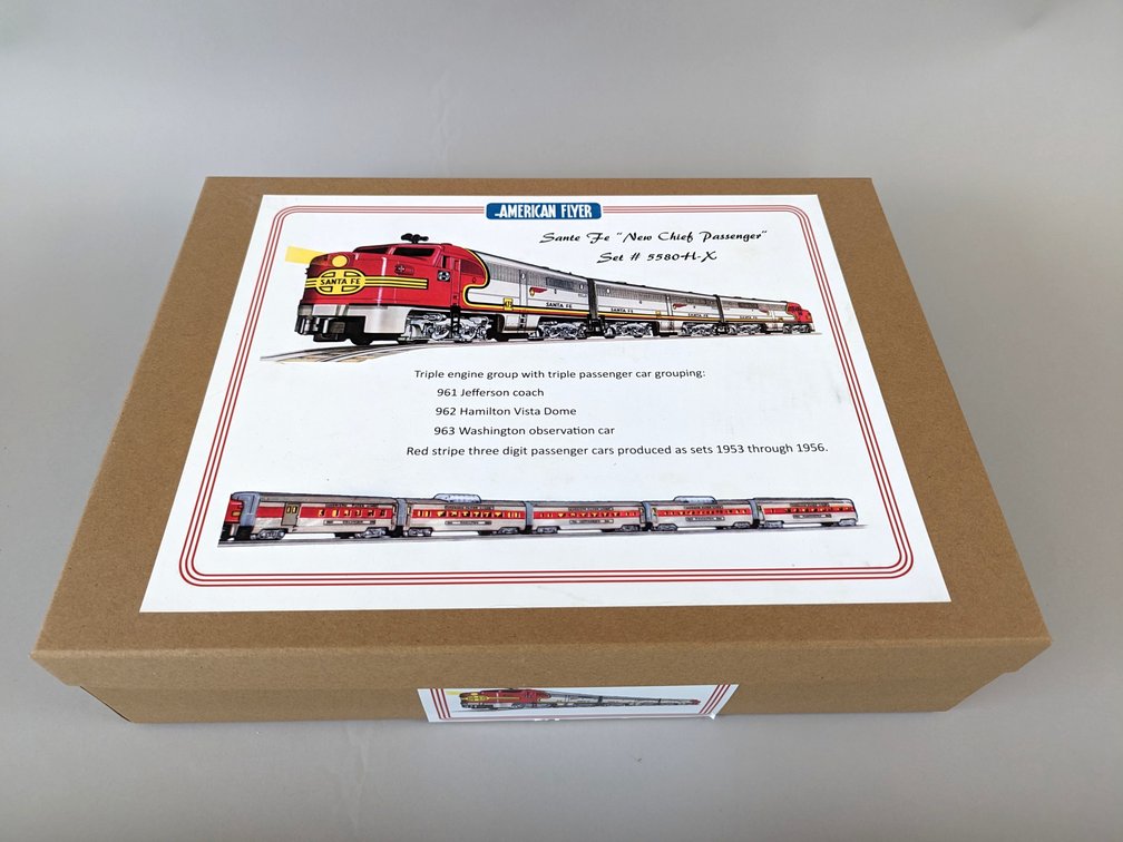American Flyer Sante Fe New Chief Passenger Set