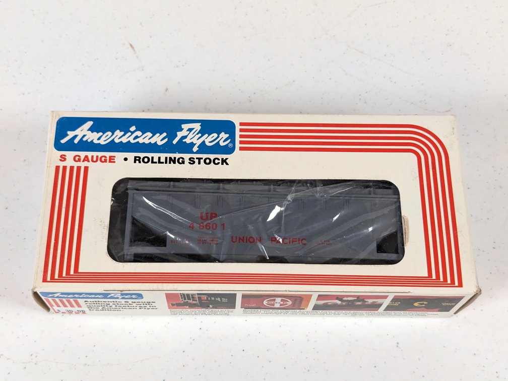 American Flyer Union Pacific Covered Hopper
