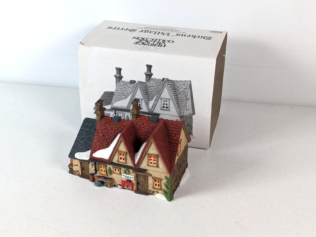 Dept 56 Butter Tub Farmhouse