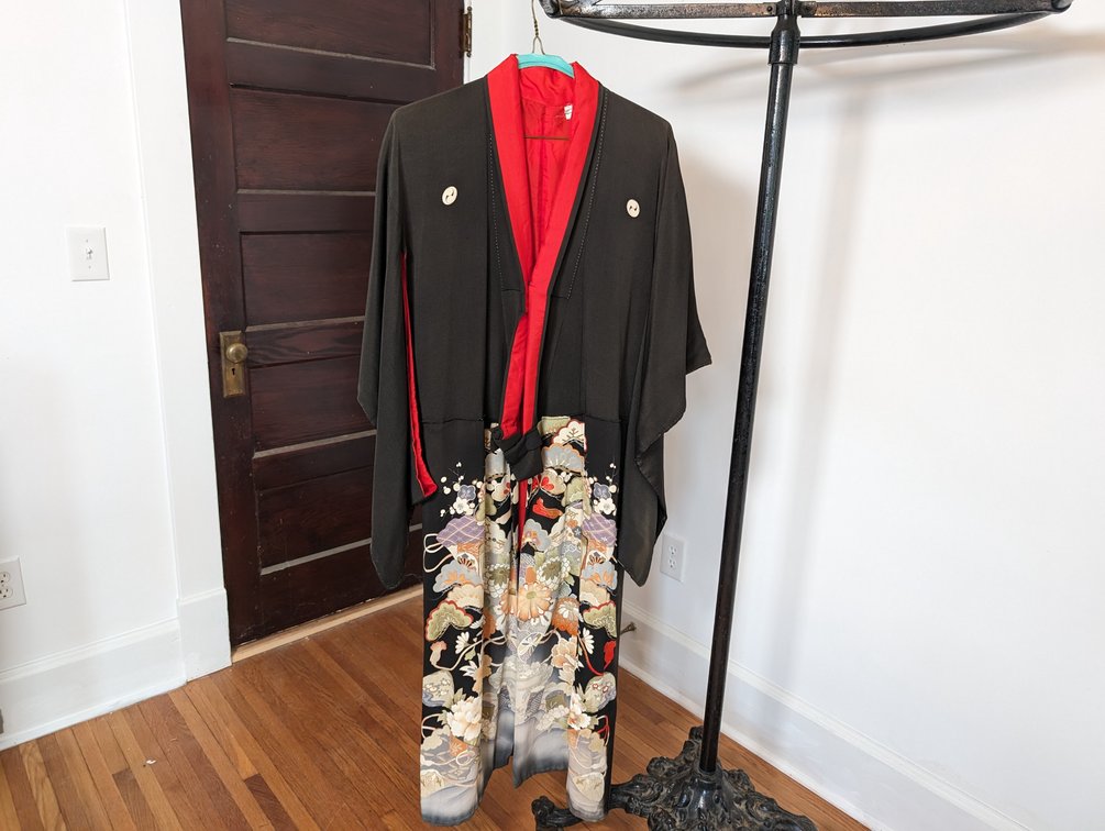 Black Silk Kimono 