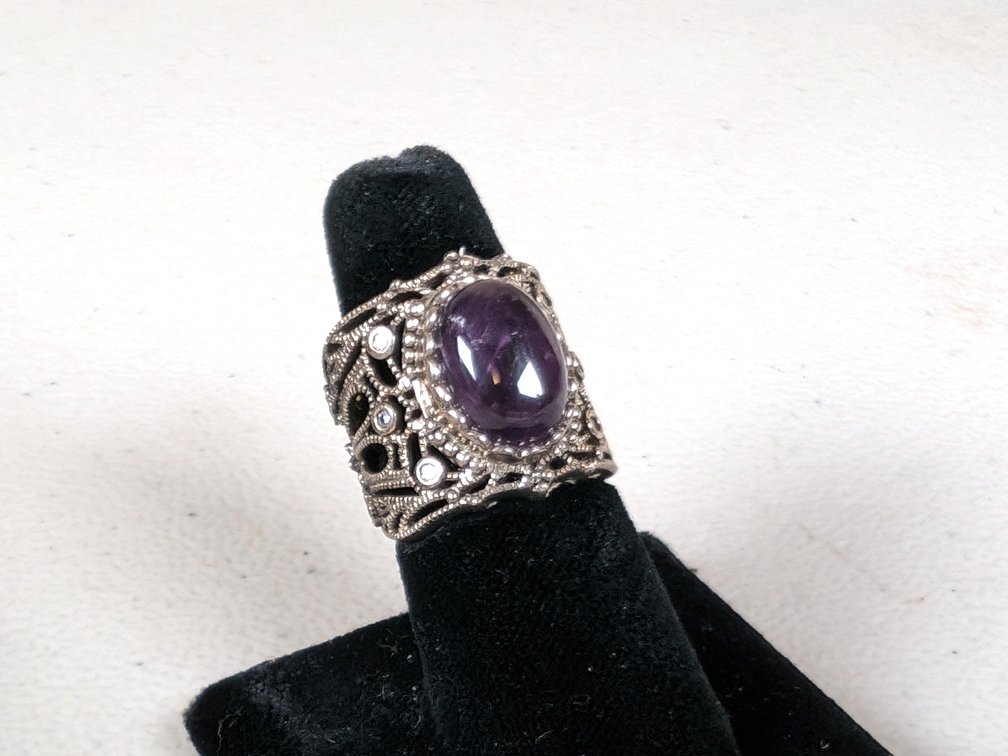 Sterling Silver Ring With Amethyst Stone