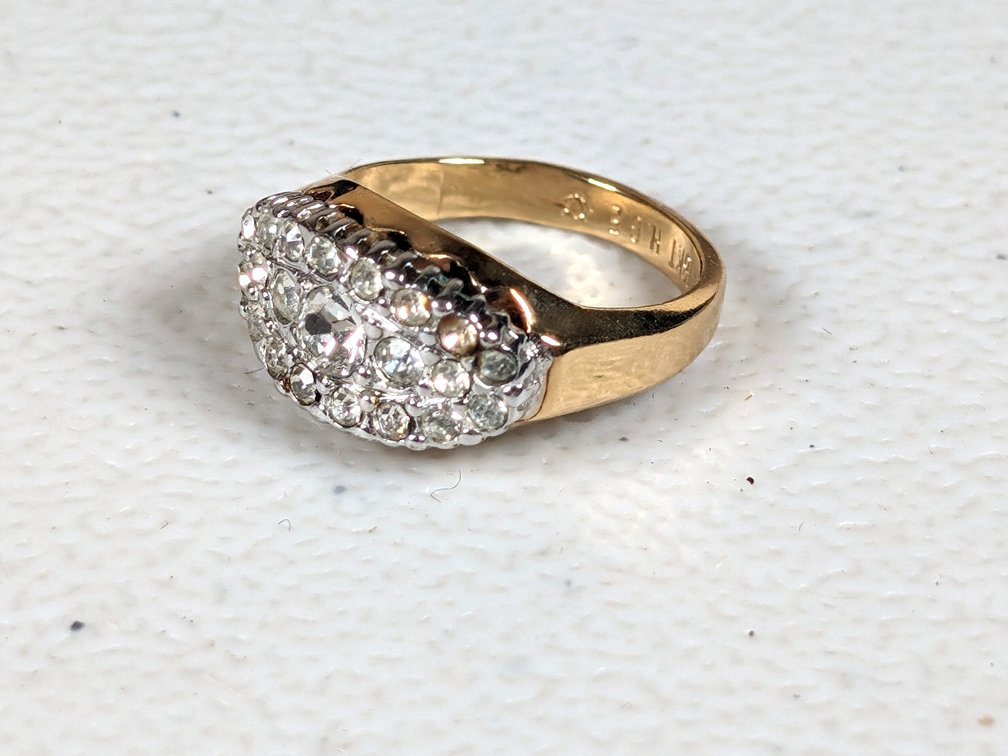 18k Gold Ring