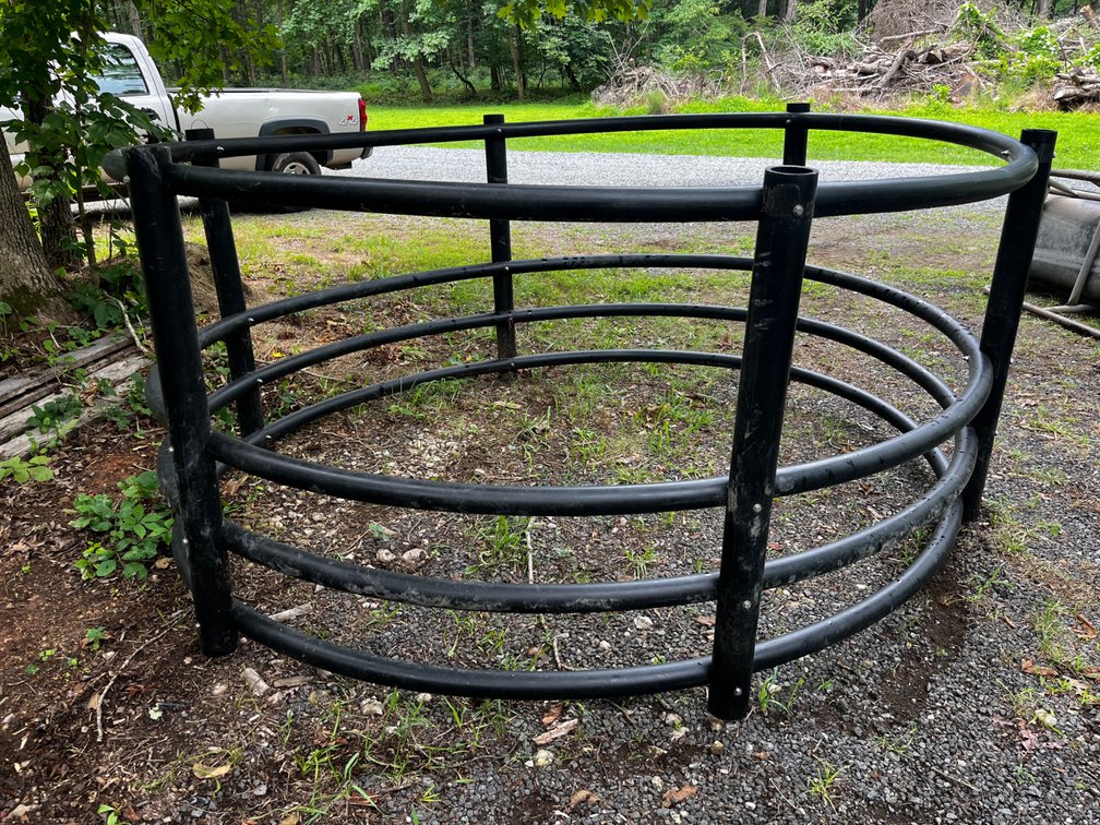 Poly Hay Ring