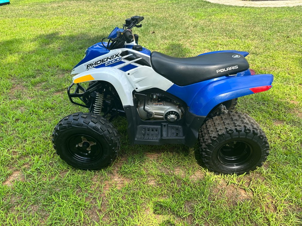 2012 Polaris Phoenix 200 