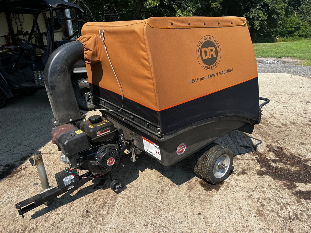 DR Professional Leaf and Lawn Vac