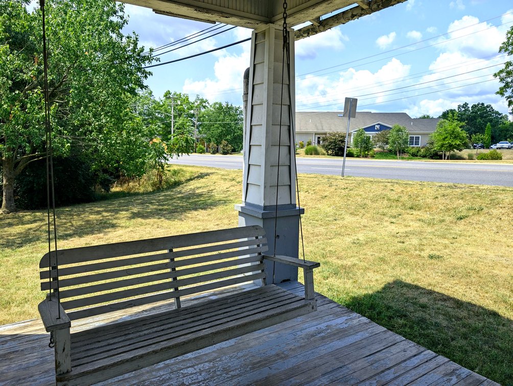 Image for 3 Bedroom Home and Commercial Garage Zoned B2 Harrisonburg VA
