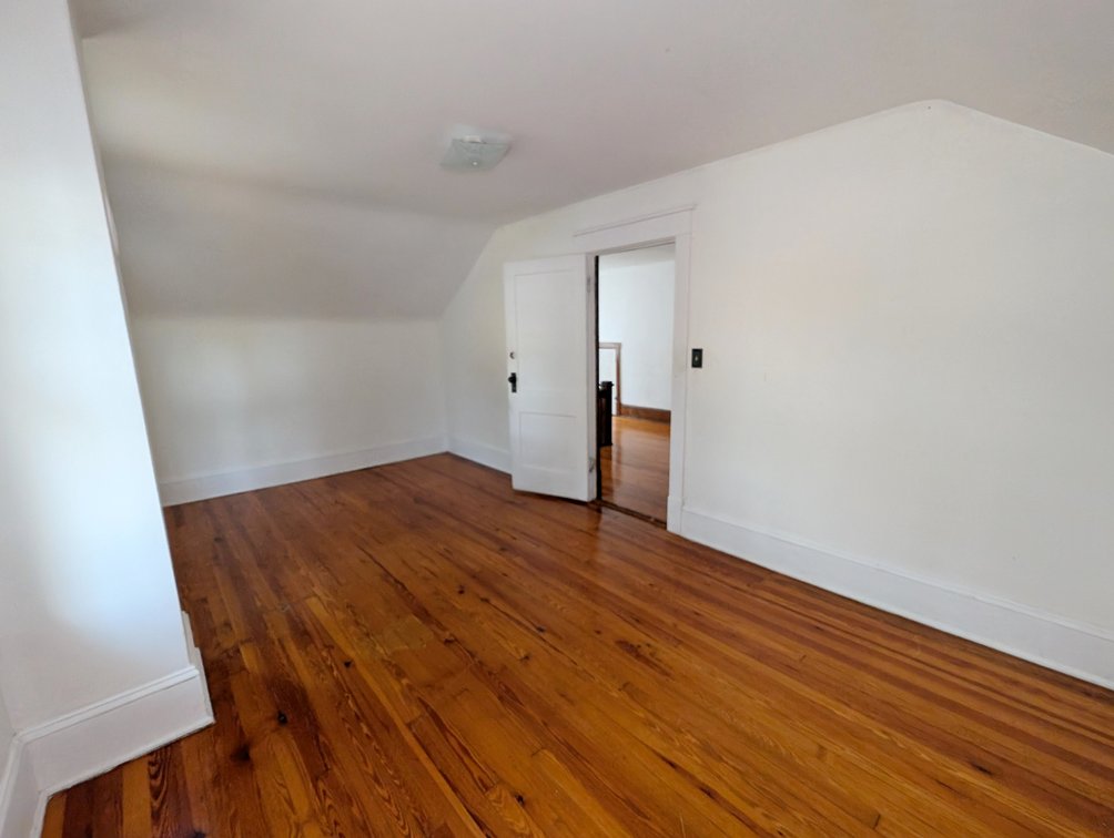 Image for 3 Bedroom Home and Commercial Garage Zoned B2 Harrisonburg VA