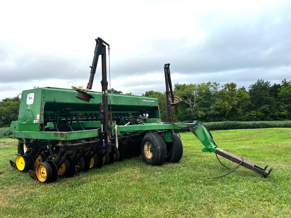 John Deere 750 No-Till Grain Drill